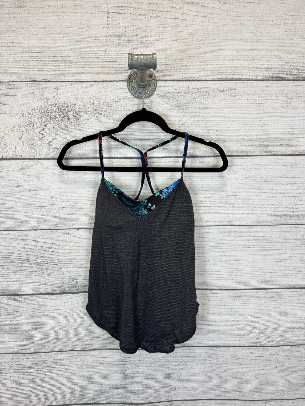 Lululemon Women's Active Gray Roll Out Built In Bra Workout Tank Size 4